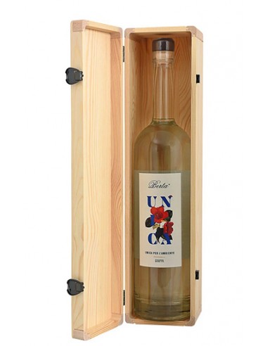 Unica Grappa Joven en caja de madera 300 cl Berta Distillerie